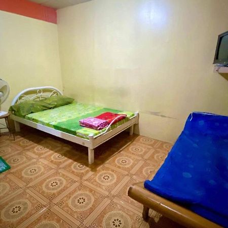Belen Favila Transient Rooms Near Airport Terminal 3 Manila Exterior foto