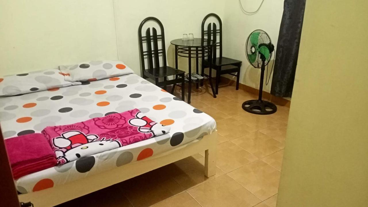 Belen Favila Transient Rooms Near Airport Terminal 3 Manila Exterior foto