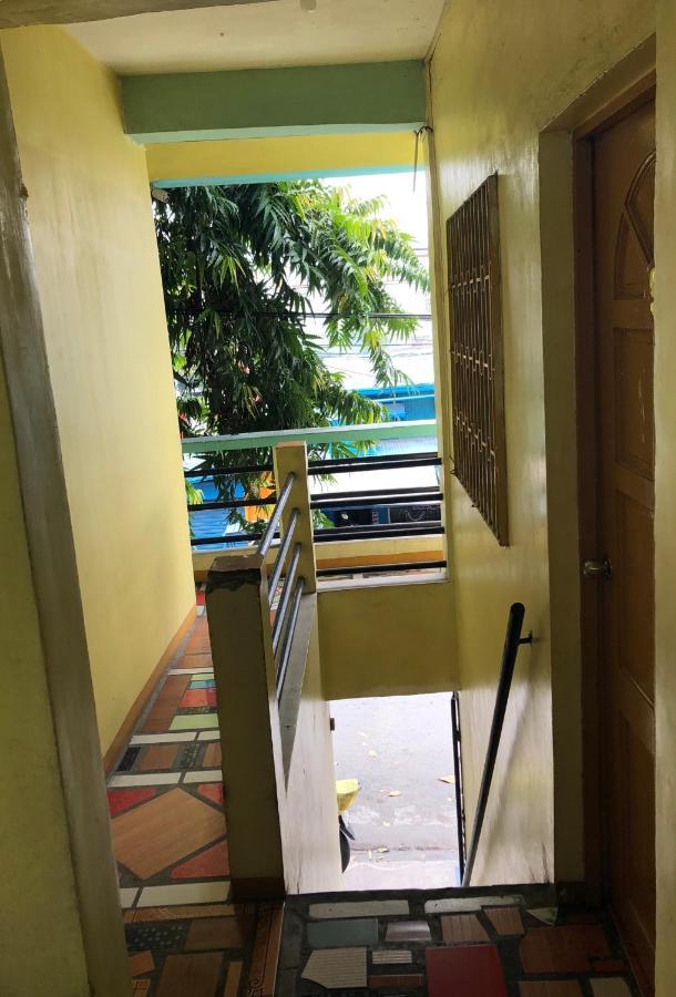 Belen Favila Transient Rooms Near Airport Terminal 3 Manila Exterior foto